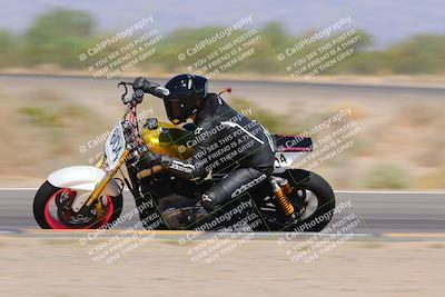 media/Oct-01-2023-SoCal Trackdays (Sun) [[4c570cc352]]/Turn 15 Inside (140pm)/